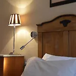 Zum Storch بيت ضيافة بريكسنشتات